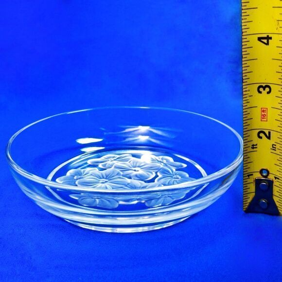 2 Sasaki Etched Crystal Dessert/Nut Bowls - Cherry Blossom - Picture 9 of 11